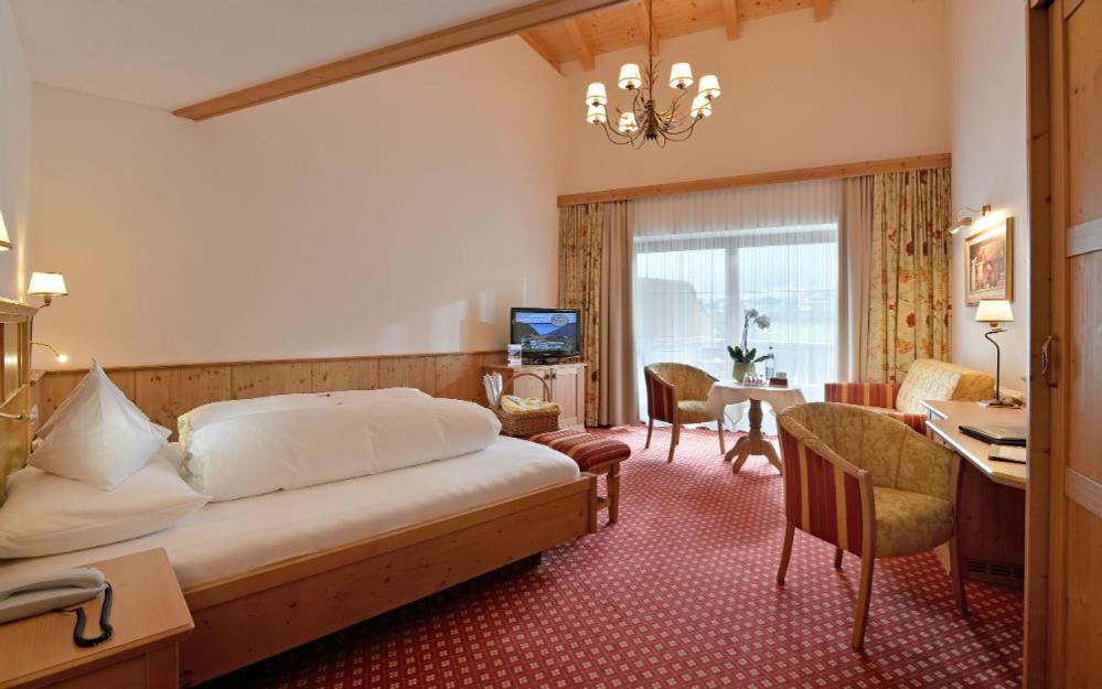 Hotel Edenlehen Mayrhofen Exterior photo