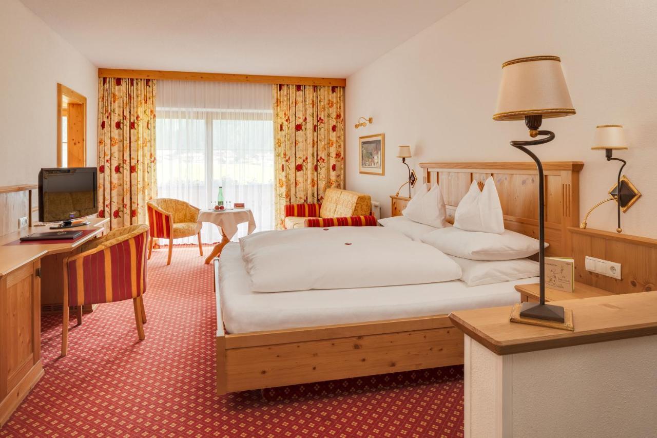 Hotel Edenlehen Mayrhofen Exterior photo