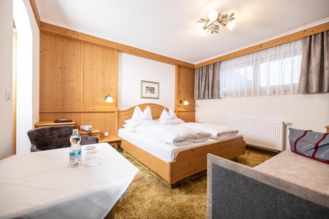Hotel Edenlehen Mayrhofen Exterior photo